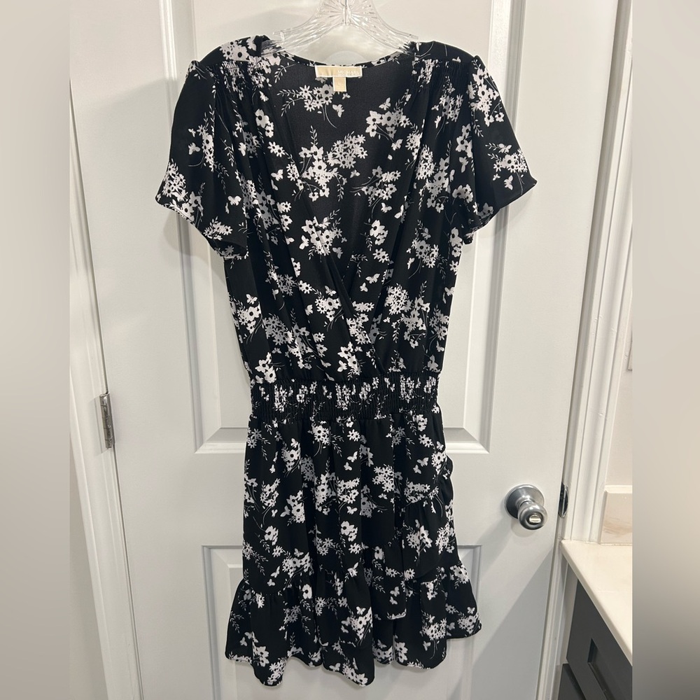 Michael Kors Black and White Floral Dress Sz M - Picture 3 of 6